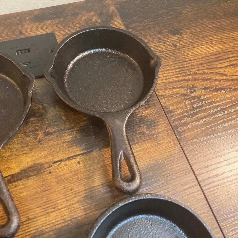 Lodge Cast Iron Mini Skillet 5 Piece Bundle USA LMS H5MS Black Skillets